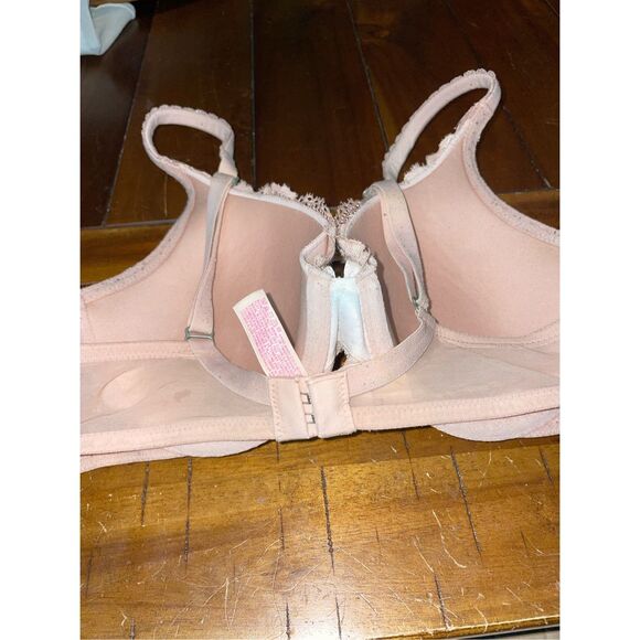 Victoria’s Secret Body By Victoria Lined Perfect Coverage Lace Bra Size 34C - Picture 4 of 9